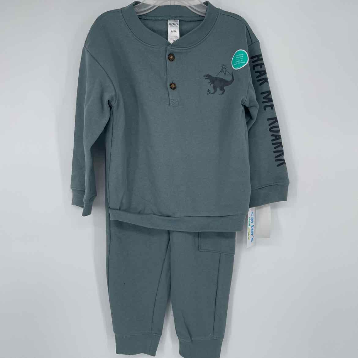 NEW! GREEN DINO OUTFIT 3T