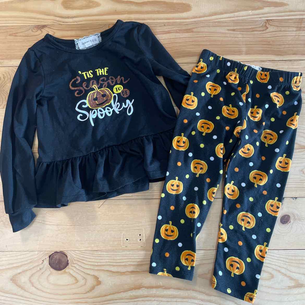 BTWEEN SPPOKY OUTFIT 2T