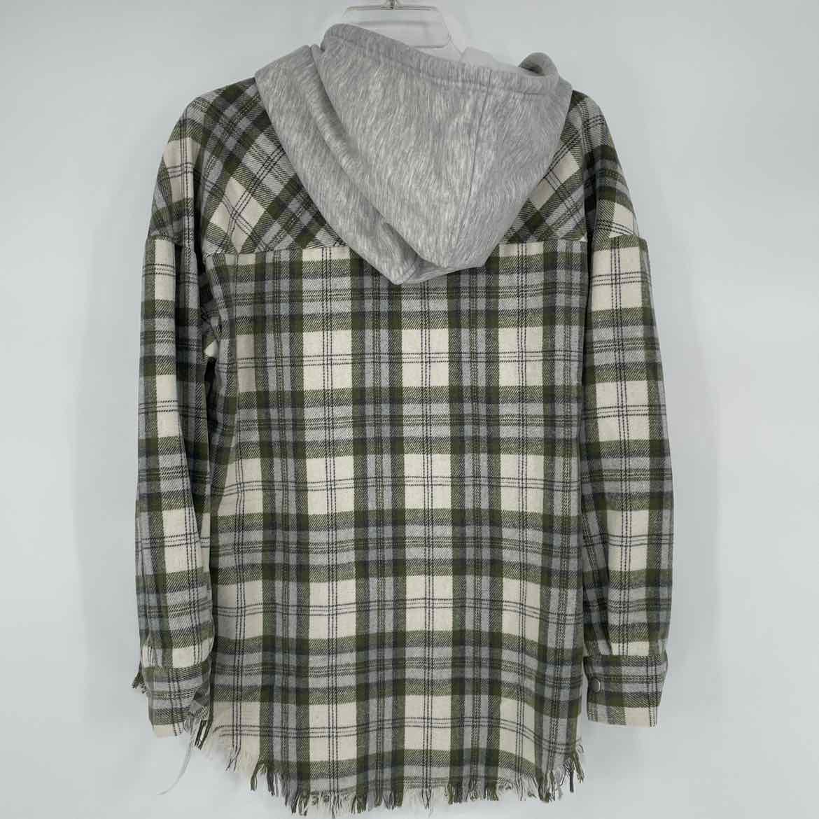 NEW! NEW IN SHACKET S