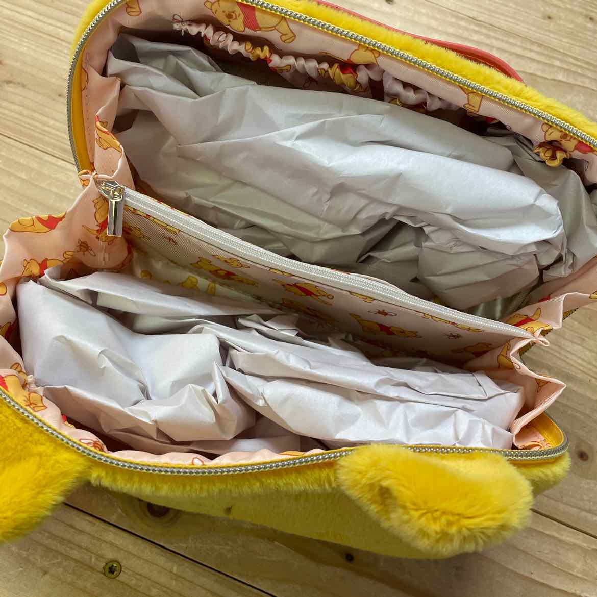 NEW! IMPRESSIONS POOH UNFOLD TRAVEL MAKEUP BAG