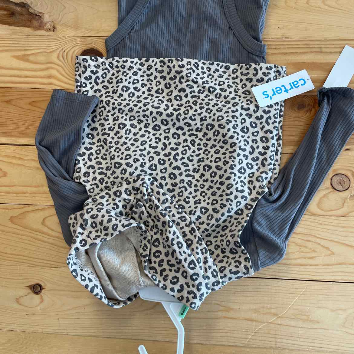 NEW! CARTER'S 3PC OUTFIT 18 MOS