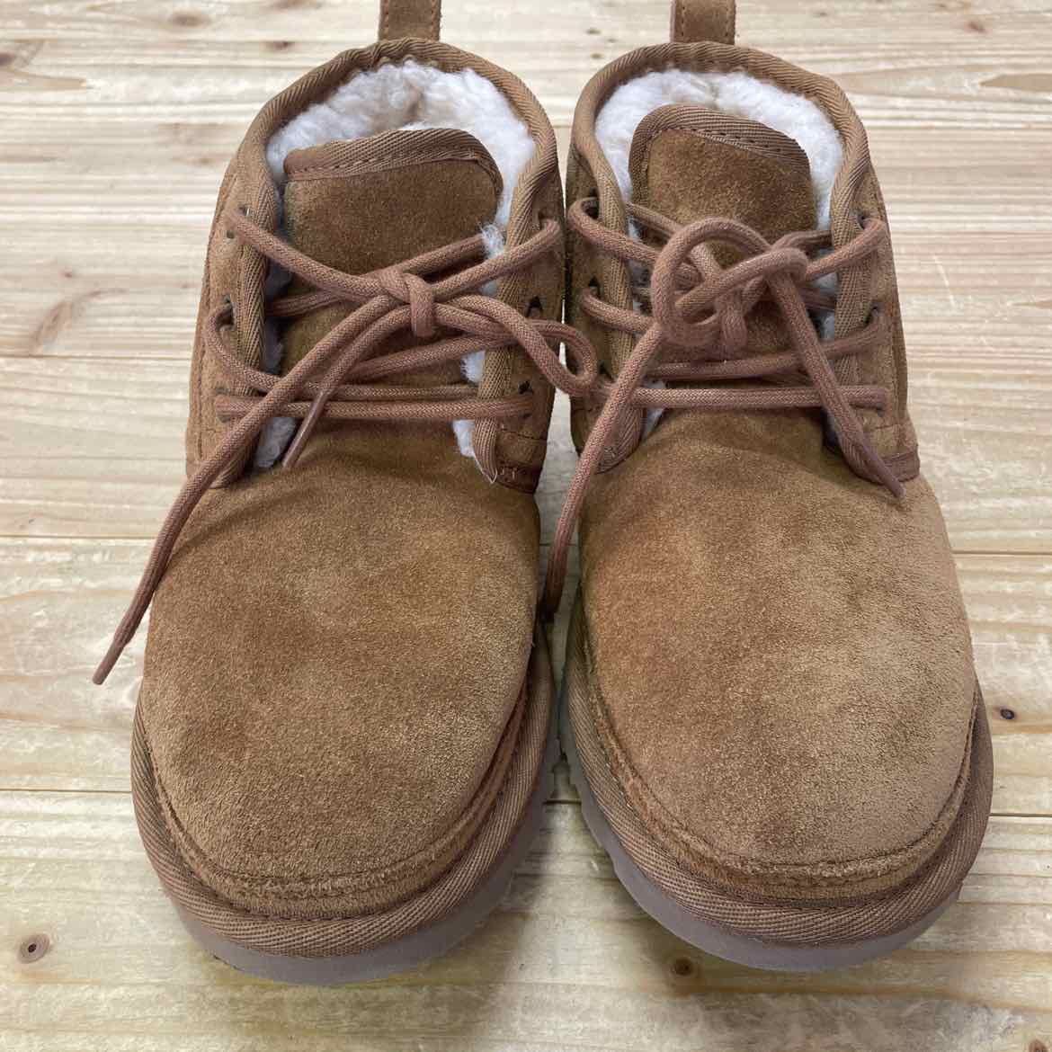 NEW! UGG BOOTIES 6 WOMENS