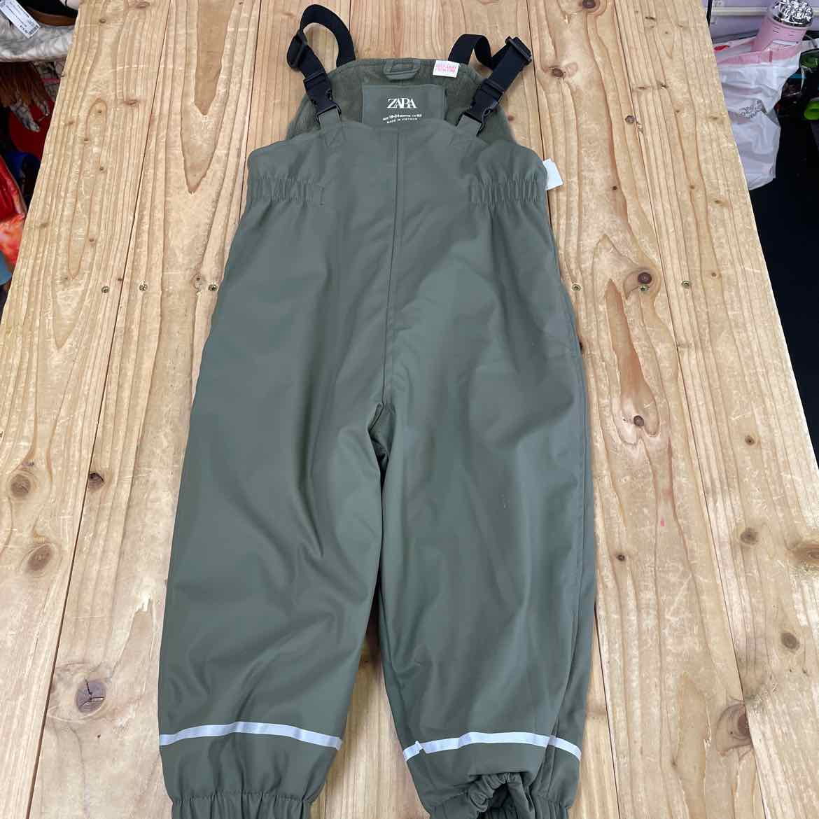 ZARA OLIVE SNOW BIBS 18-24 MOS