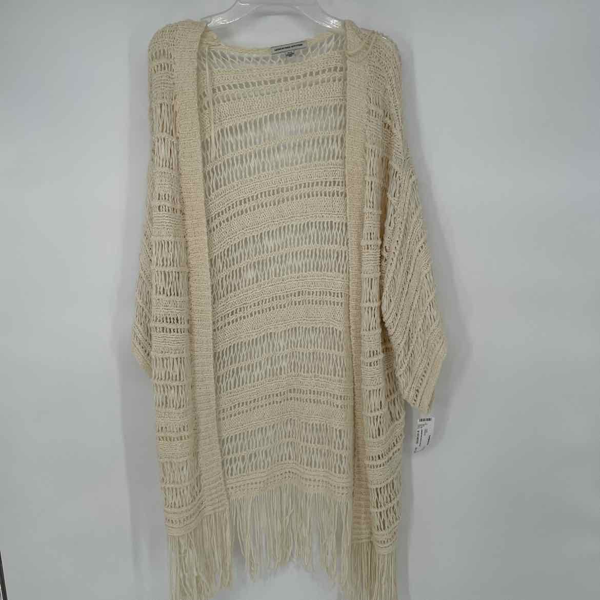 AMERICAN EAGLE CREAM CROCHETED SWEATER M