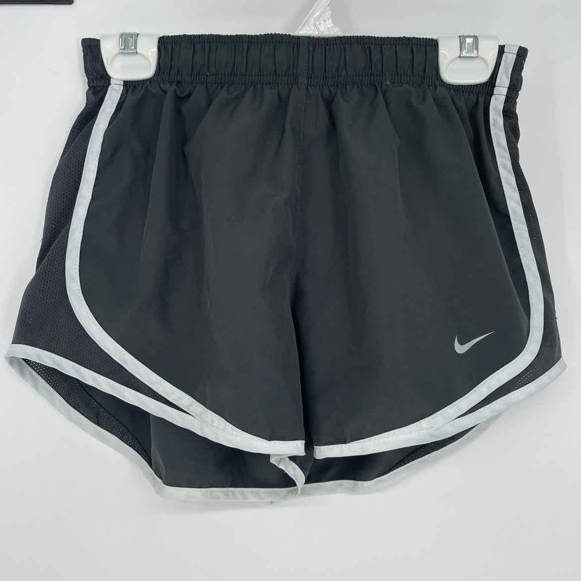 NIKE SHORTS S