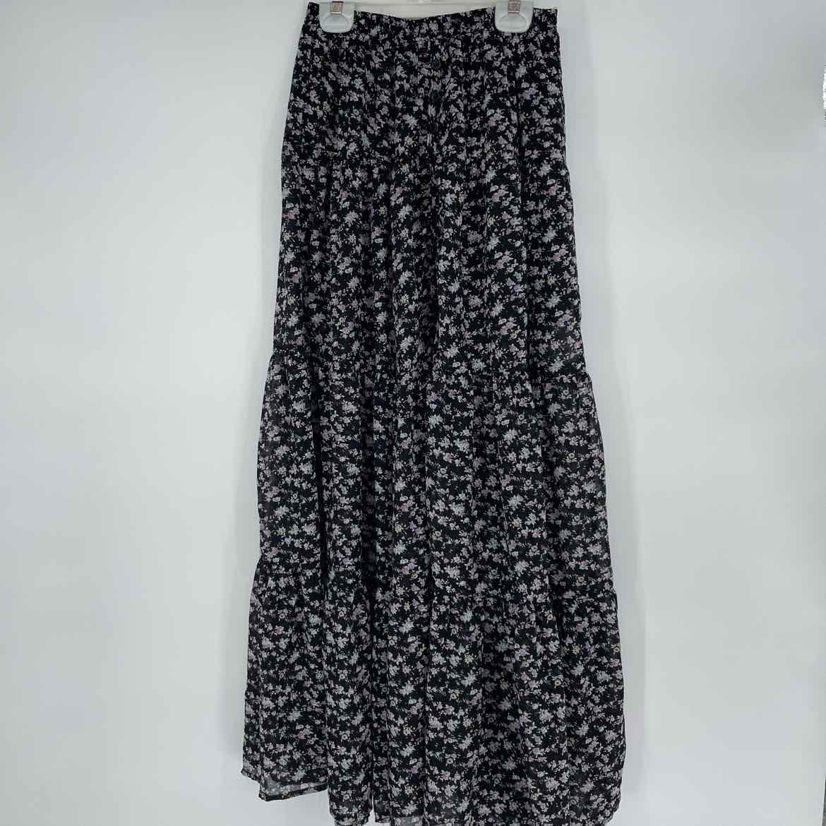 LULUS SKIRT XS