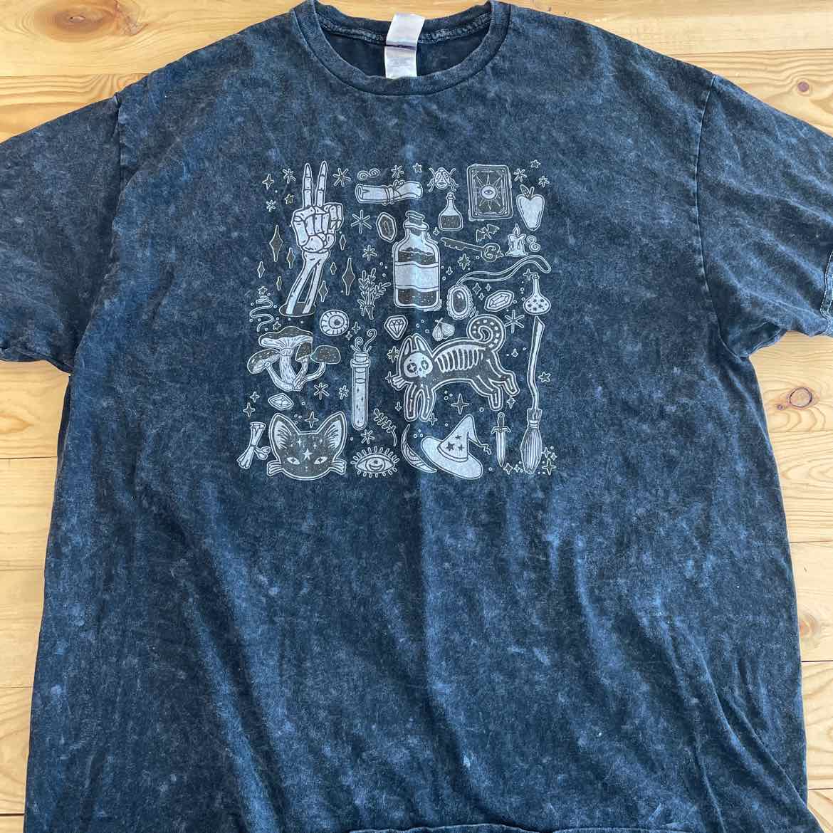 HALLOWEEN SHIRT XL