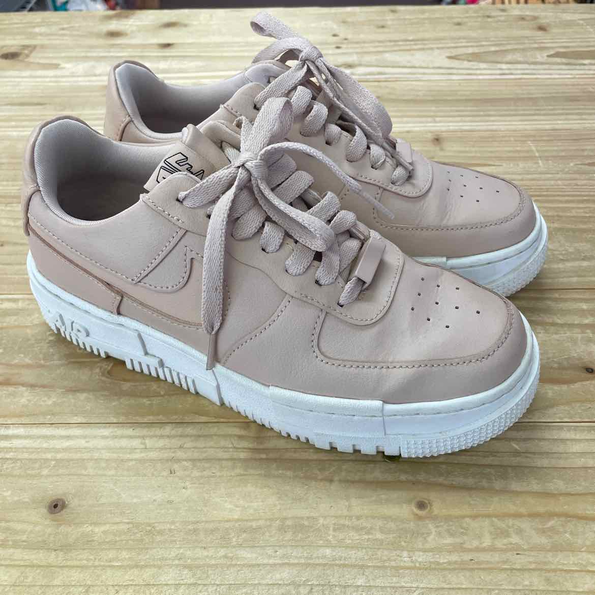 NIKE BLUSH SHOES 6.5