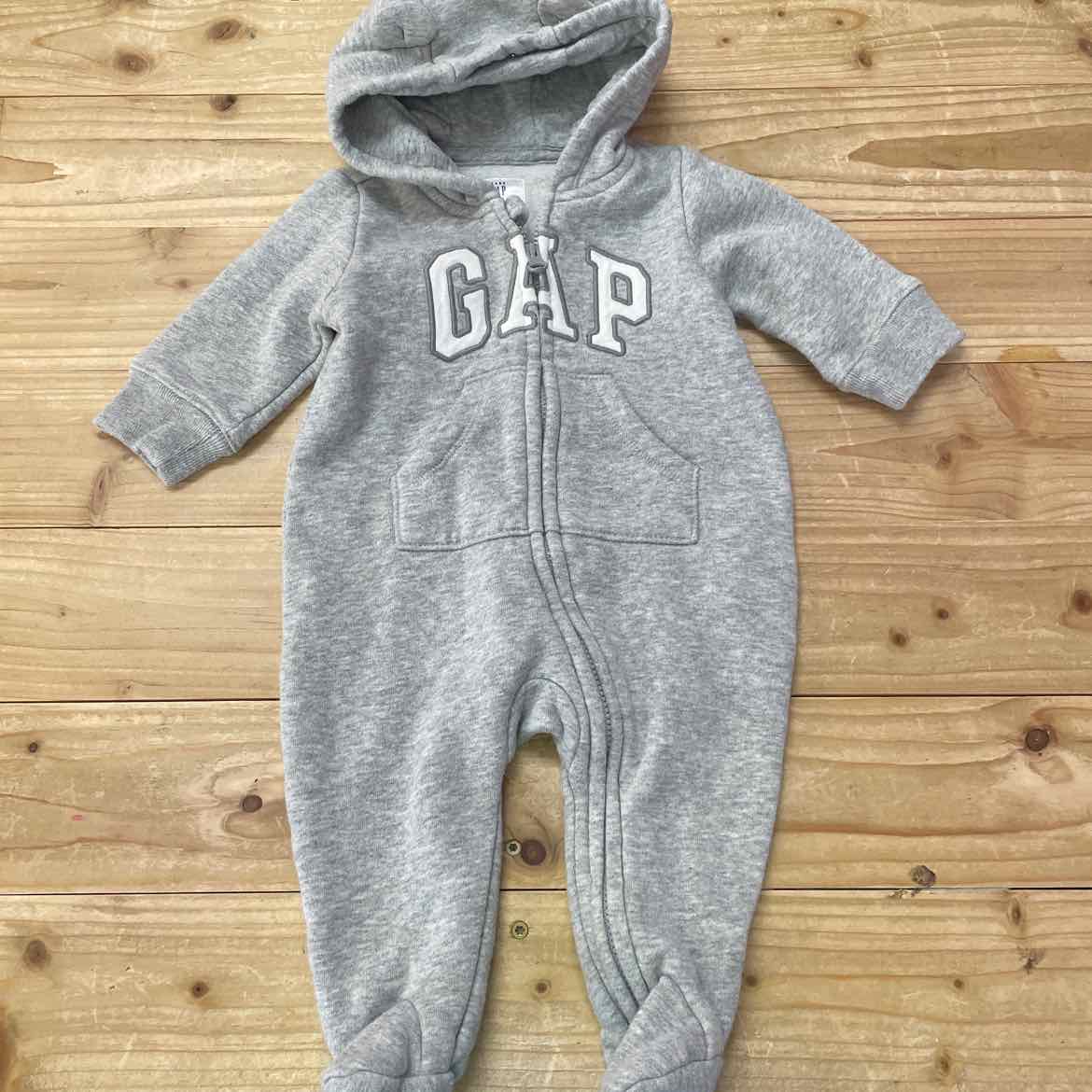 GAP GRAY LOGO 1 PC 0-3 MOS