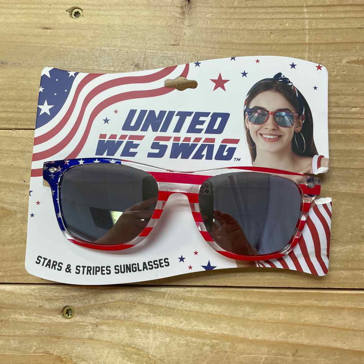 NEW! FLAG GLASSES