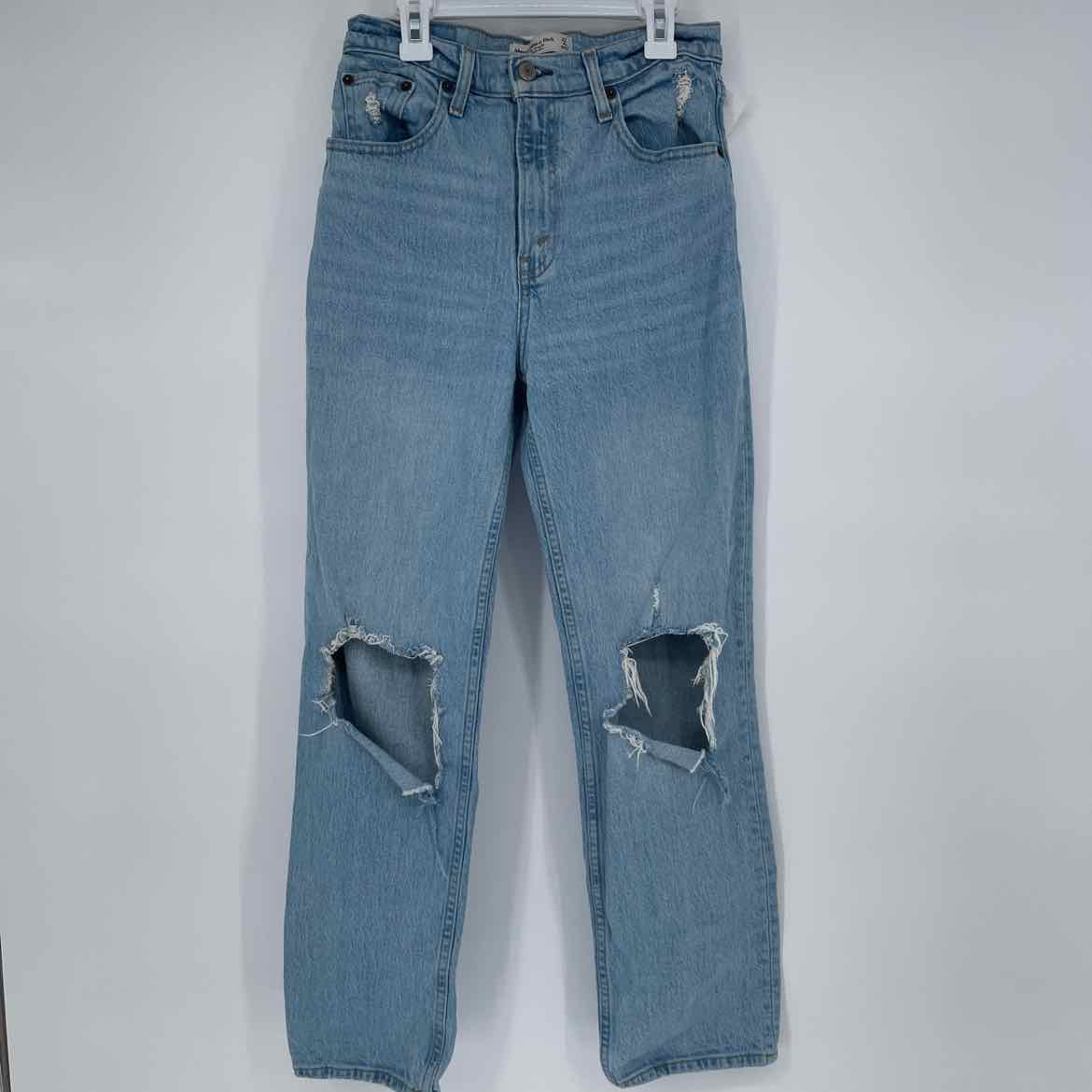 ABERCROMBIE '90S STRAIGHT ULTRA HIGH RISE JEANS 4S