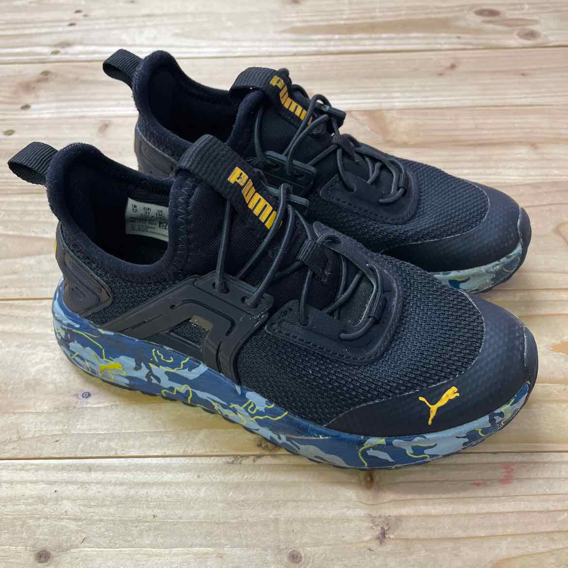 PUMA SHOES 12