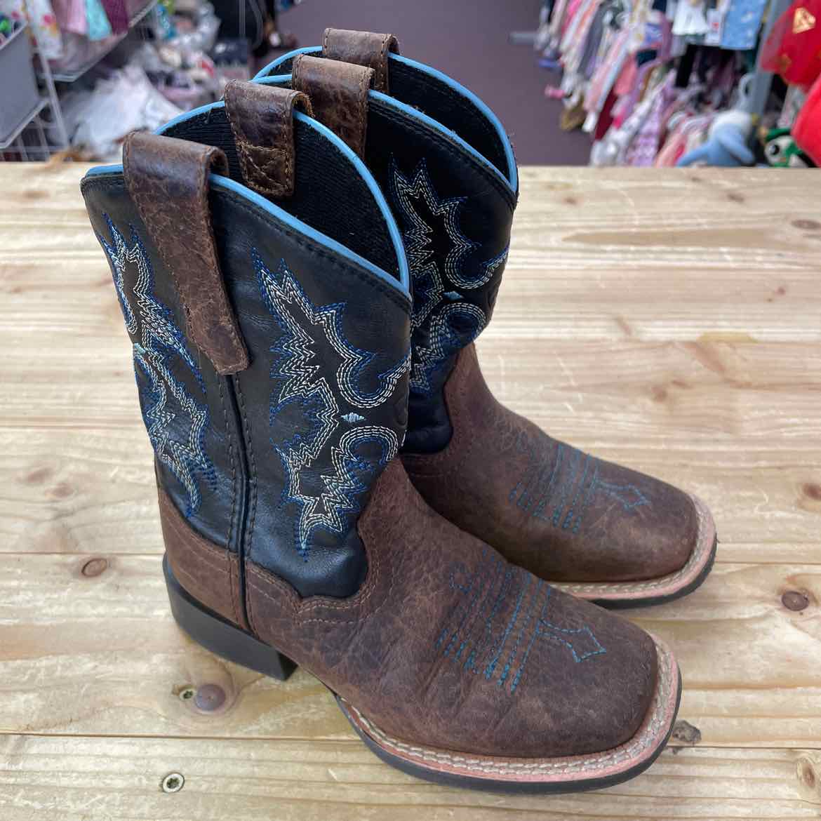 ARIAT WIGGLE ROOM FIT SYSTEM BOOTS 10