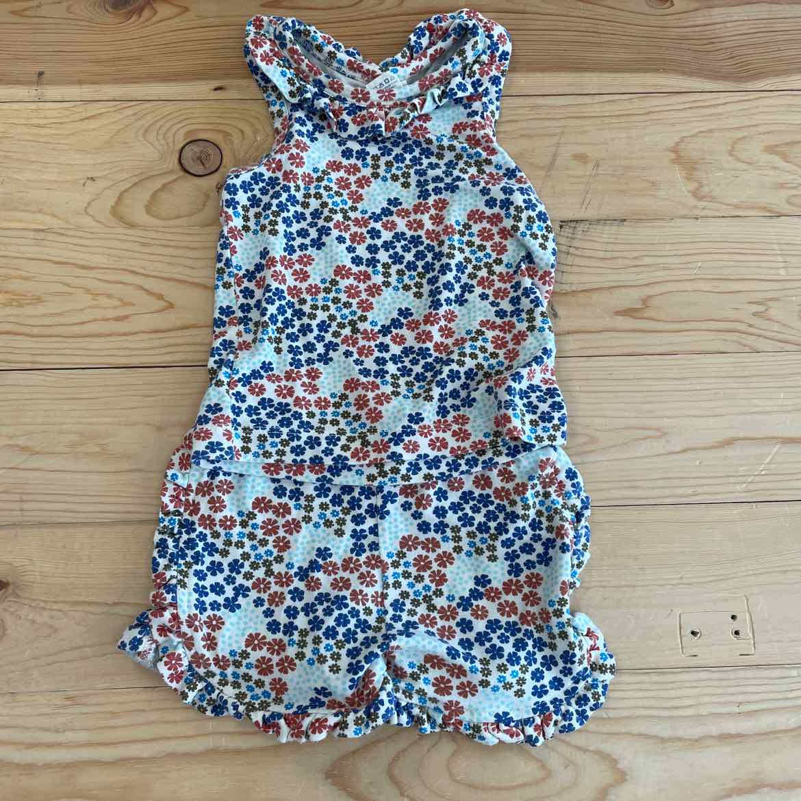 KATE QUINN OUTFIT 6-12 MOS