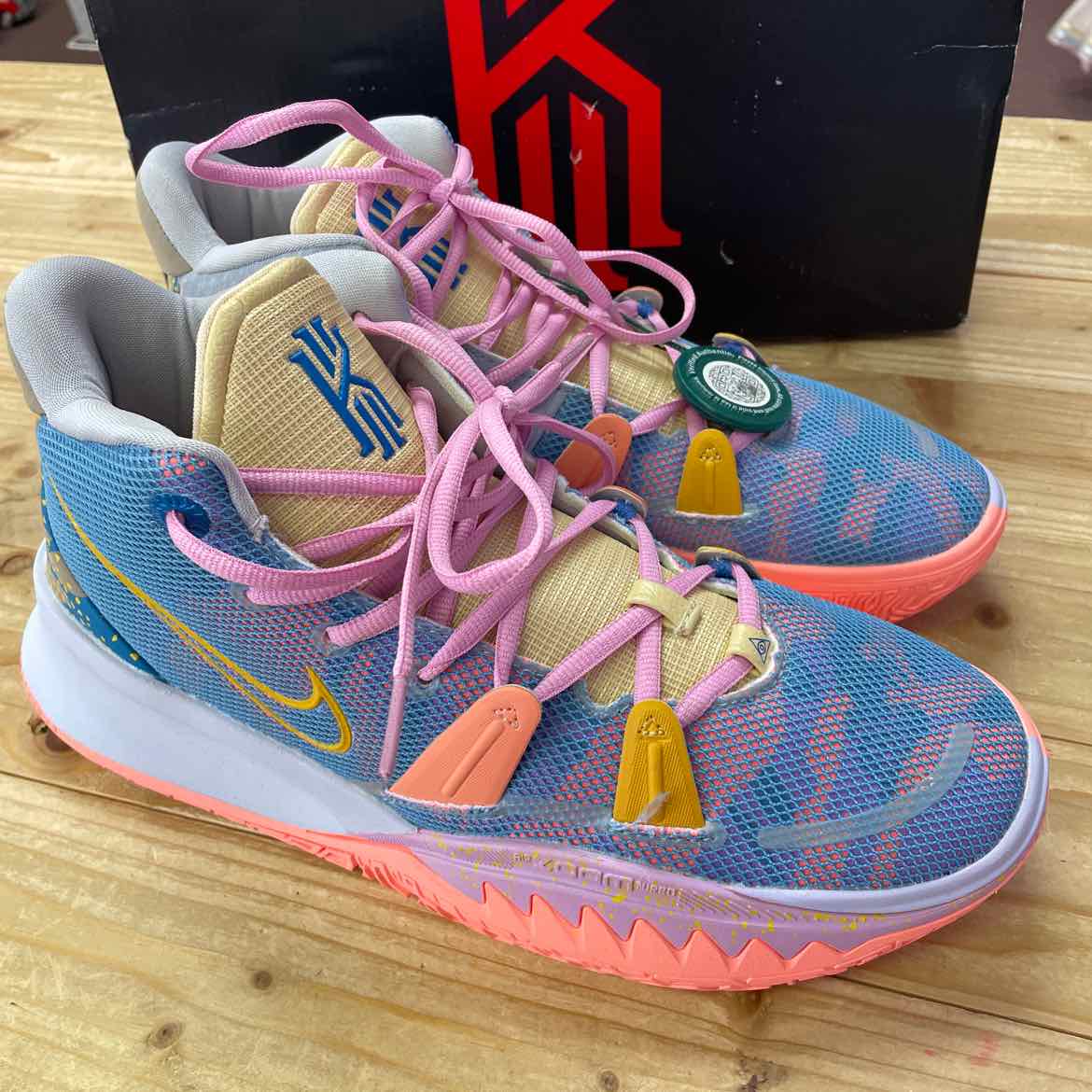 NEW! KYRIE 7 EXPRESSIONS 10