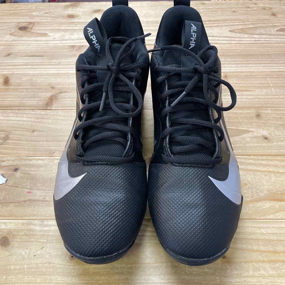 NIKE FOOTBALL CLEATS 10 MENS