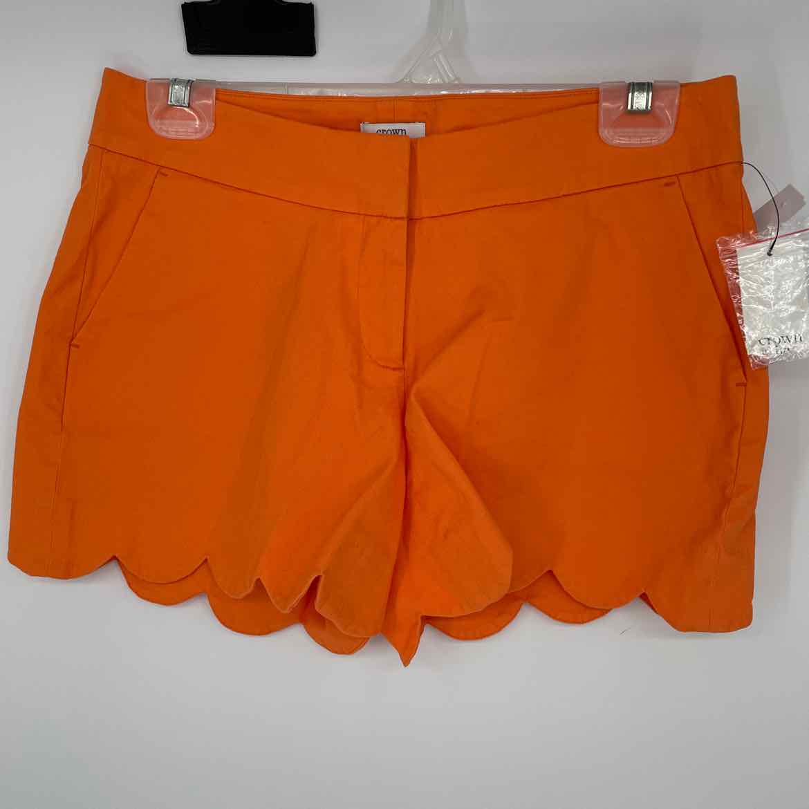 NEW! CROWN & IVY SHORTS SIZE 2