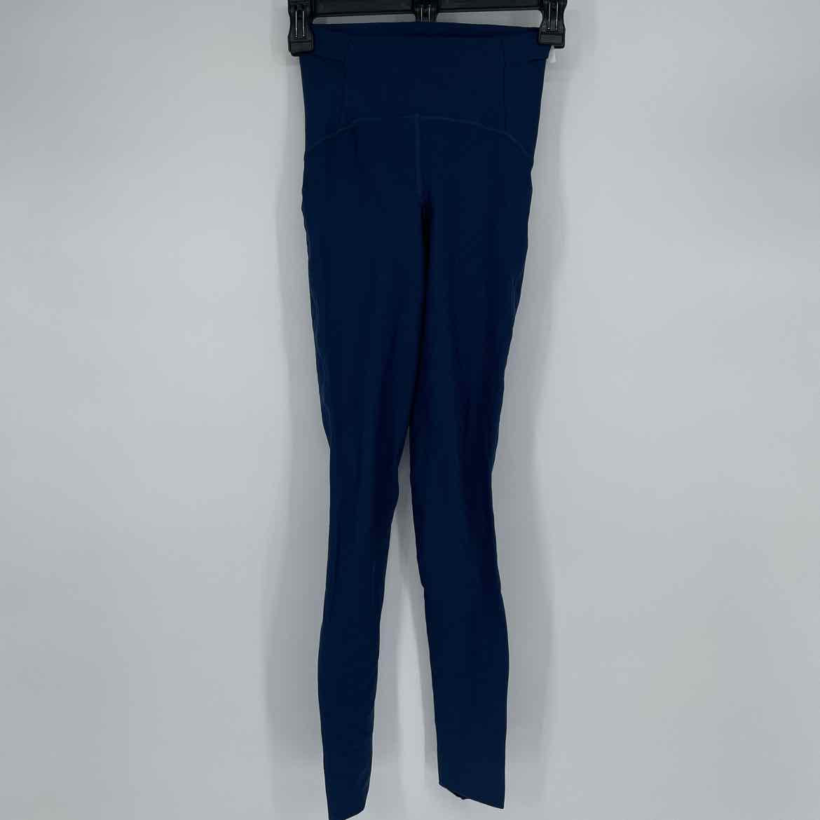 LULULEMON NAVY LEGGINGS 2