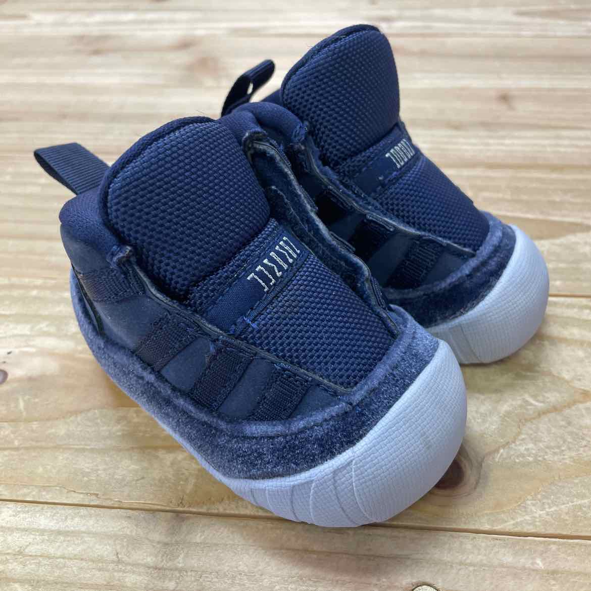 AIR JORDAN 11 RETRO CRIB SHOES 3C
