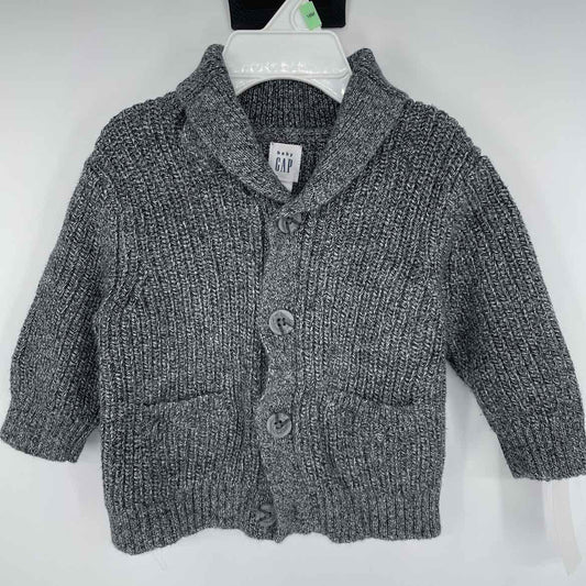 GAP GRAY CARDIGAN 6-12 MOS