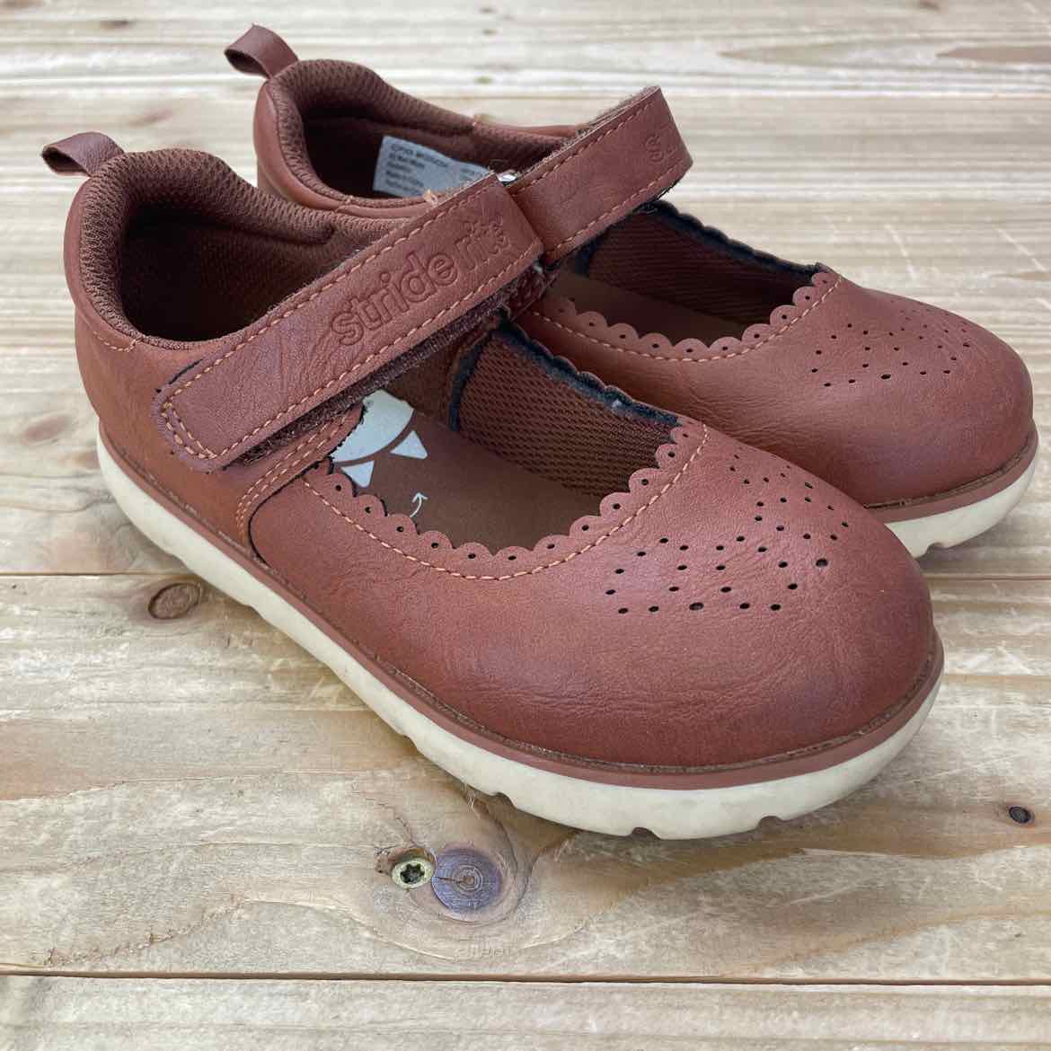 STRIDE RITE BROWN SHOES 11