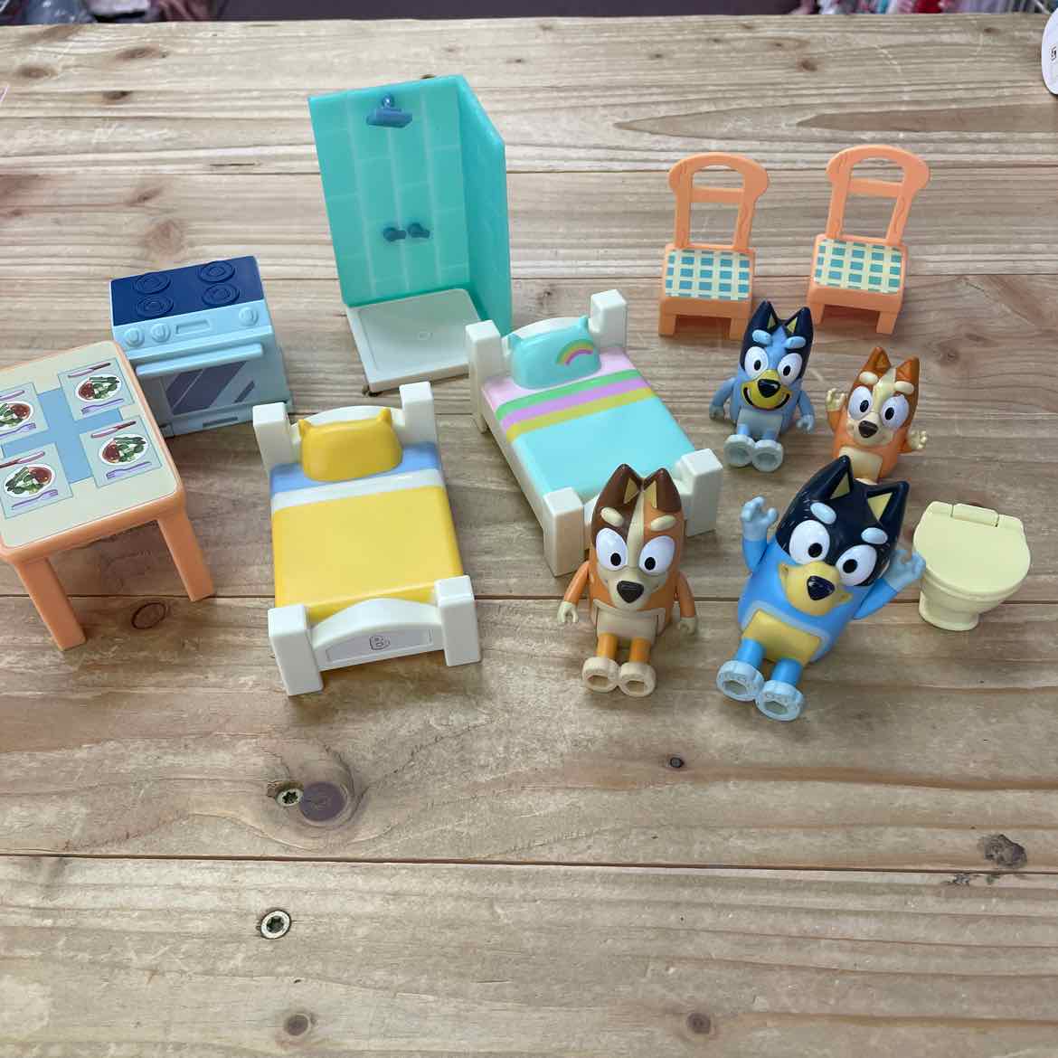 BLUEY CELEBRATION HOME PLAYSET