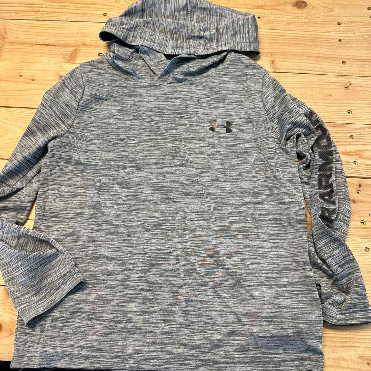 UNDERARMOUR GRAY HOODED SHIRT 5