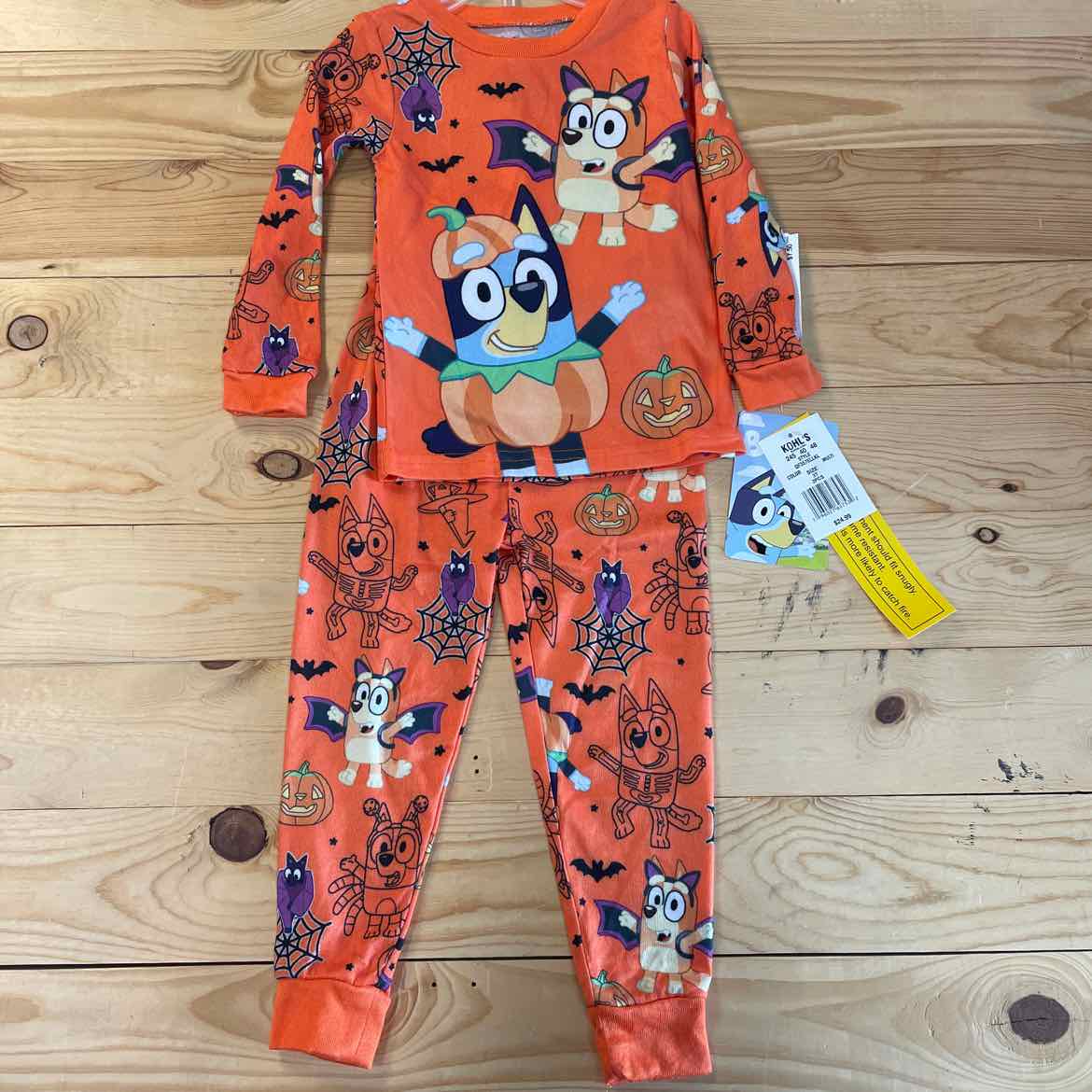 NEW! BLUEY HALLOWEEN PAJAMAS 3T