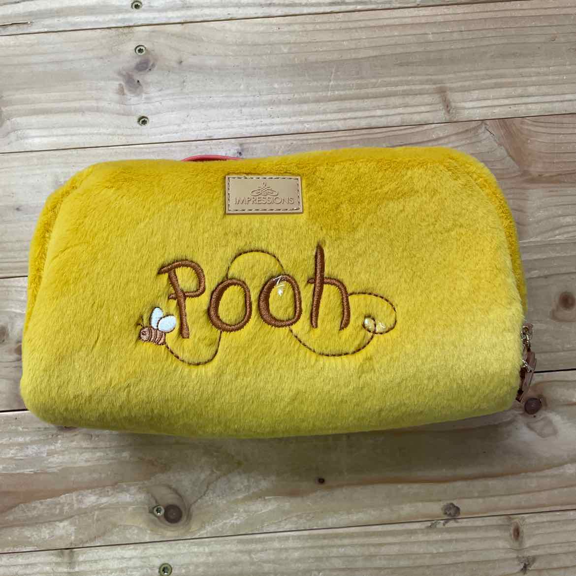 NEW! IMPRESSIONS POOH UNFOLD TRAVEL MAKEUP BAG