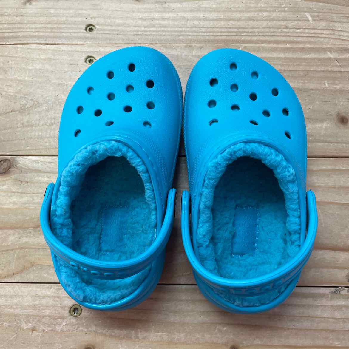 CROCS C8