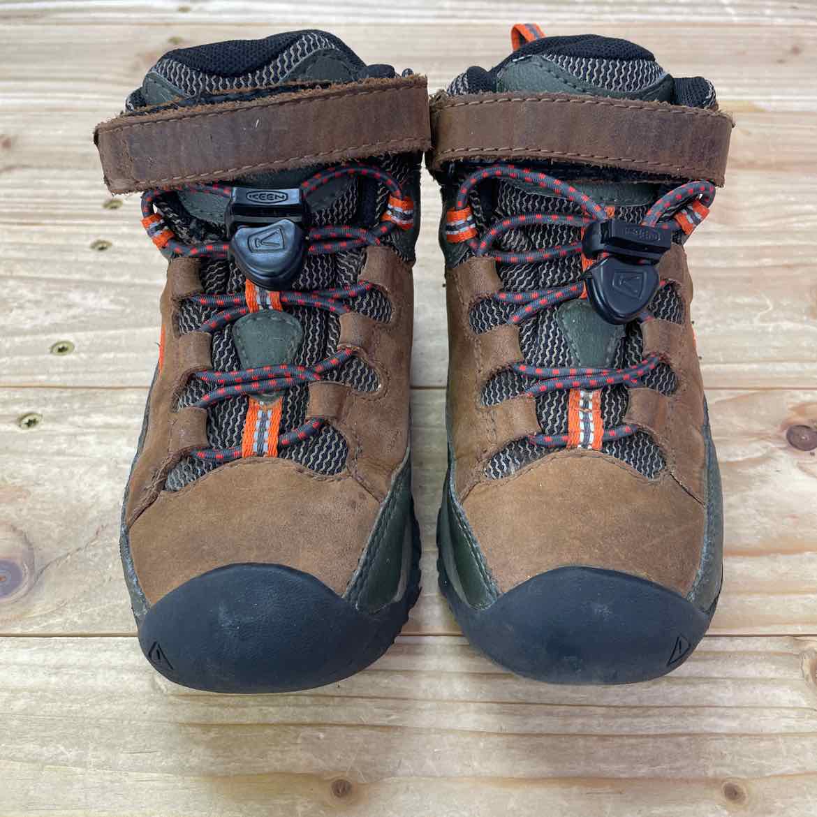 KEEN BROWN BOOTS 9