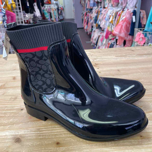 NEW! COACH BOOTS 9