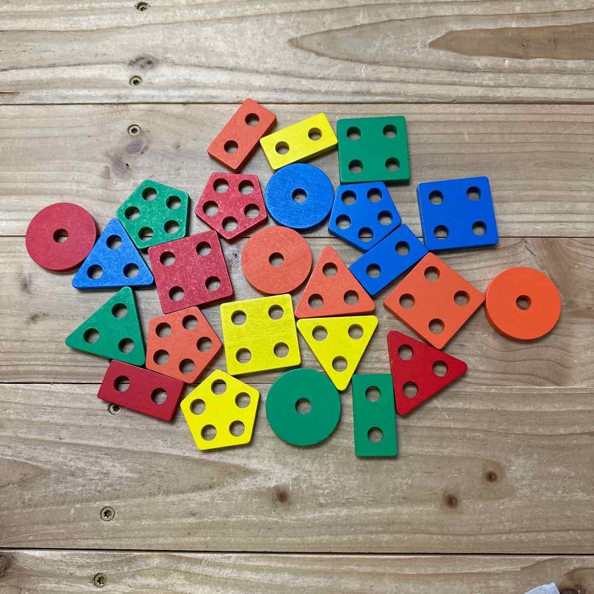 WOODEN COLOR SORTER