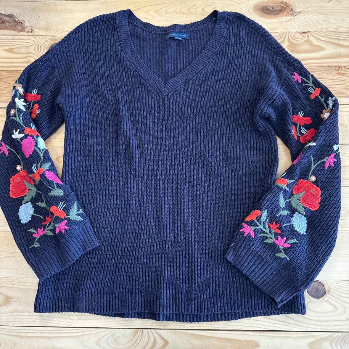 AMERICAN EAGLE SWEATER S