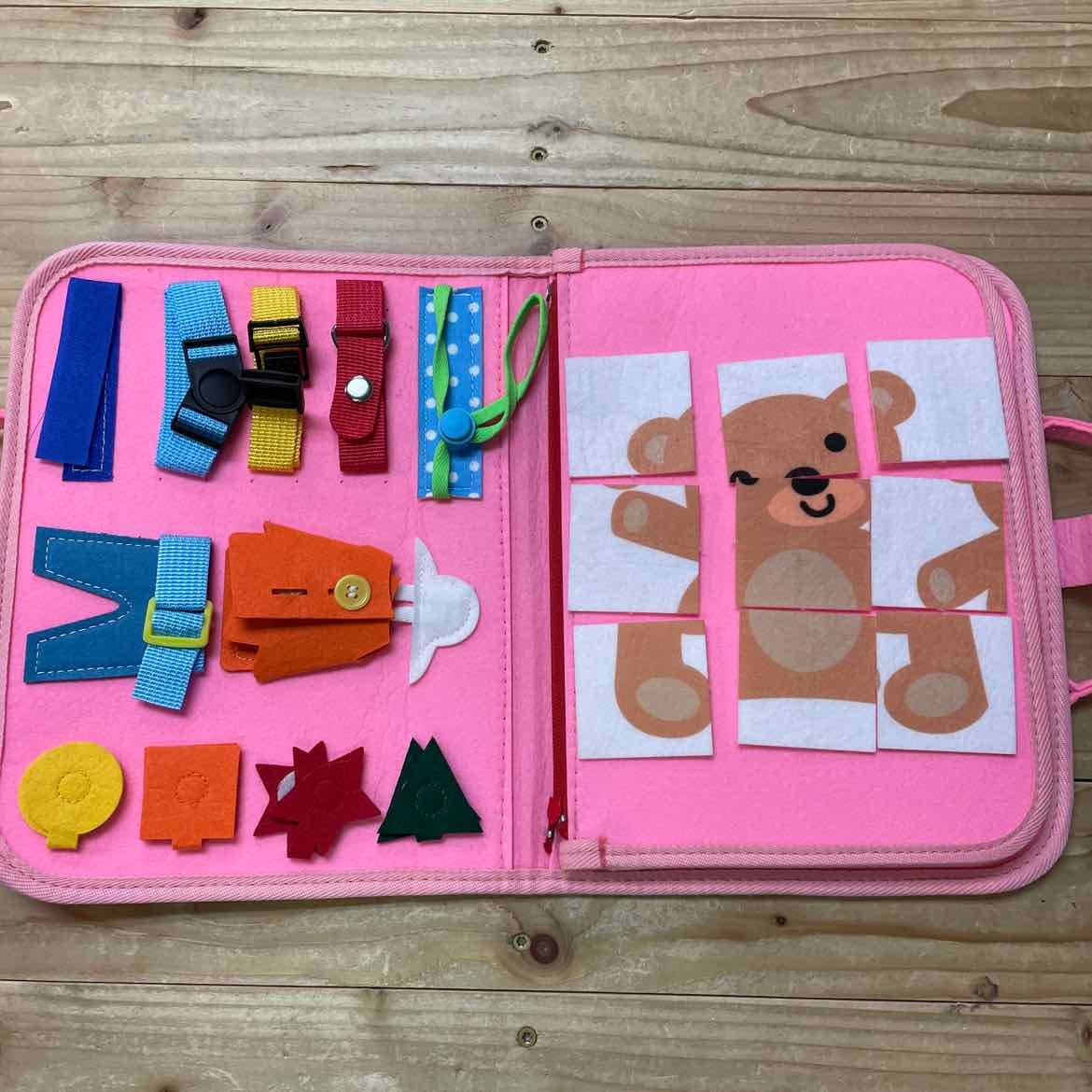 ACTIVITY FELT BOOK