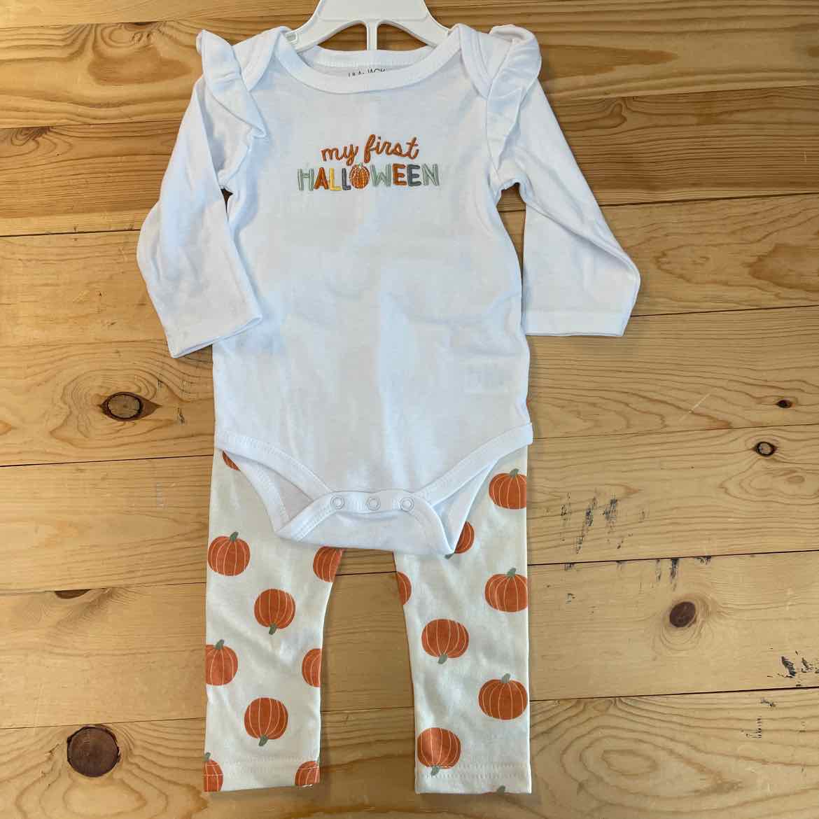 NEW! PUMPKIN OUTFIT 9 MOS