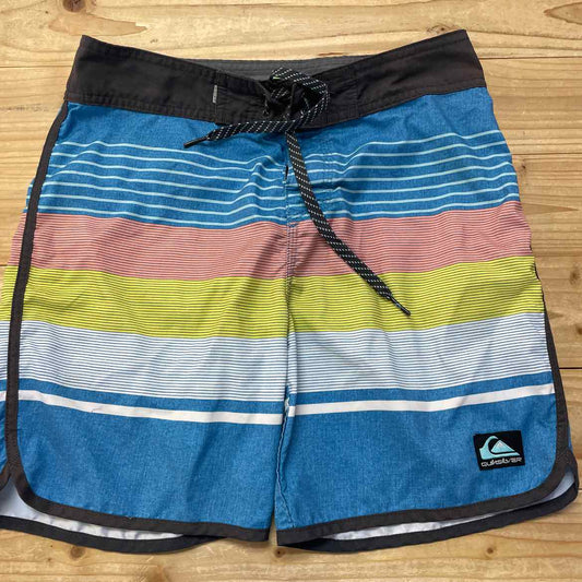 QUICKSILVER BOARD SHORTS 27