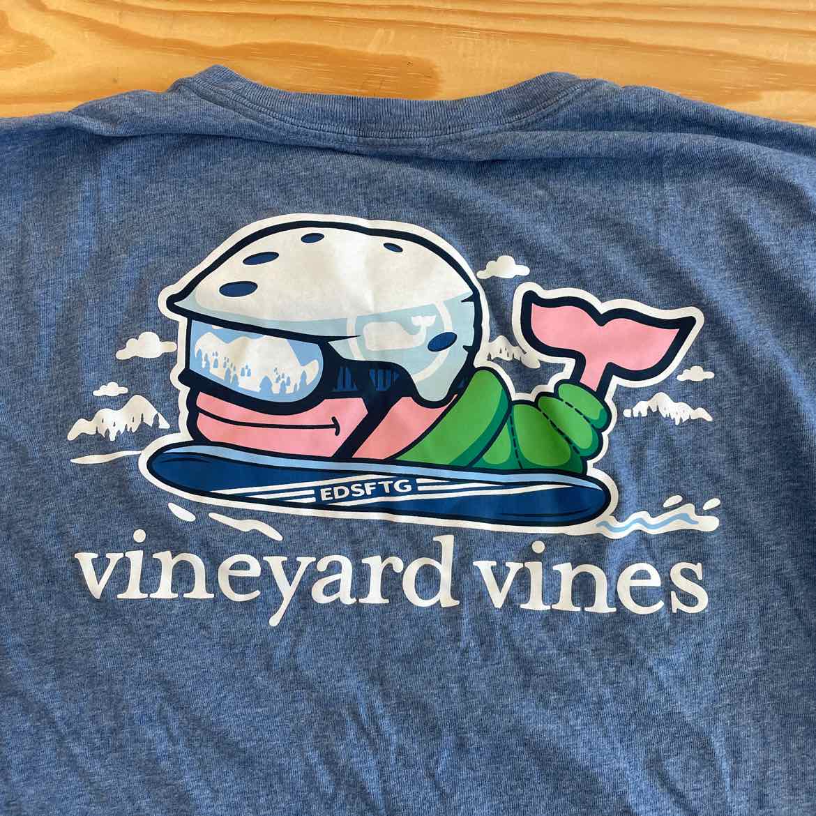 VINEYARD VINES SNOW BOARDING SHIRT M