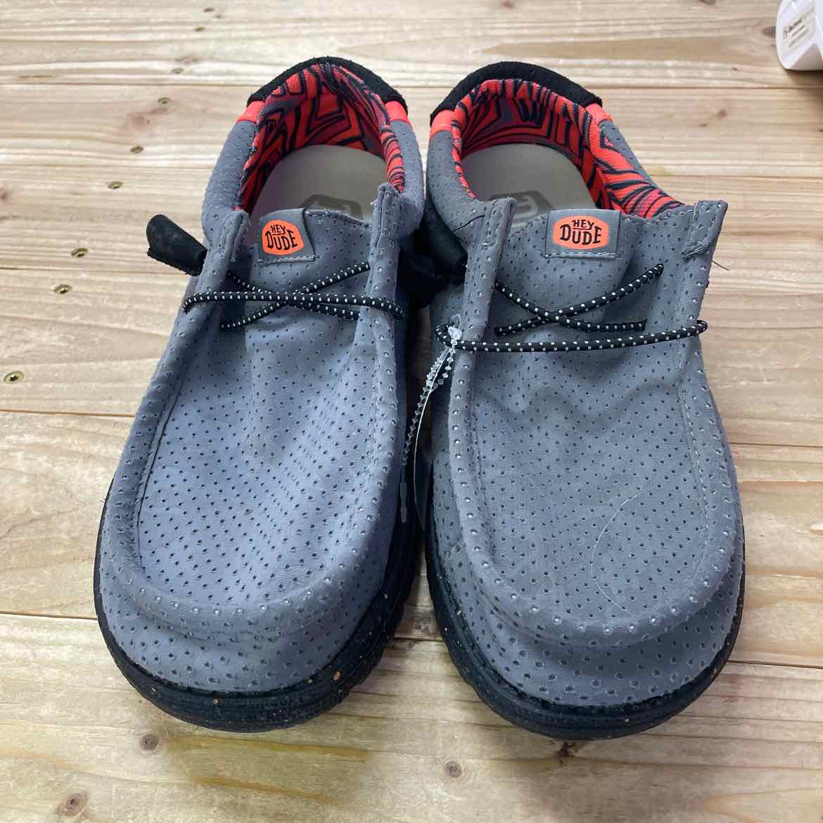 HEY DUDE WALLY GRAY SHOES 8 MENS