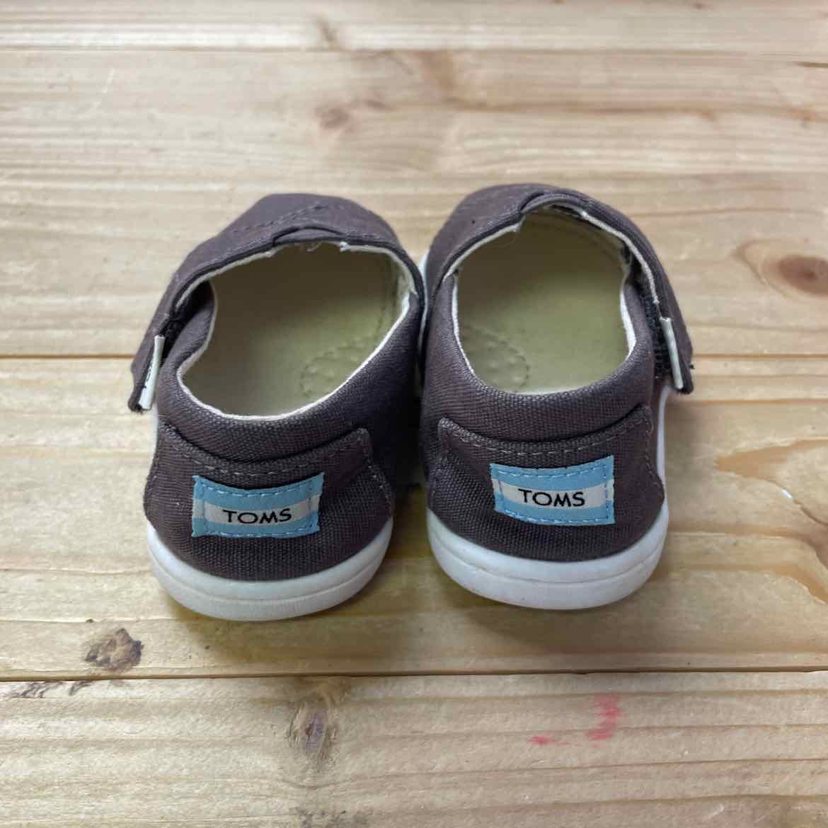 TOMS SHOES 4 INFANT