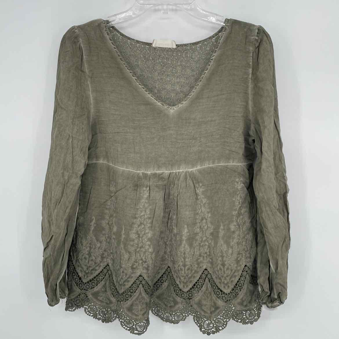 ALTAR'D STATE SHIRT S