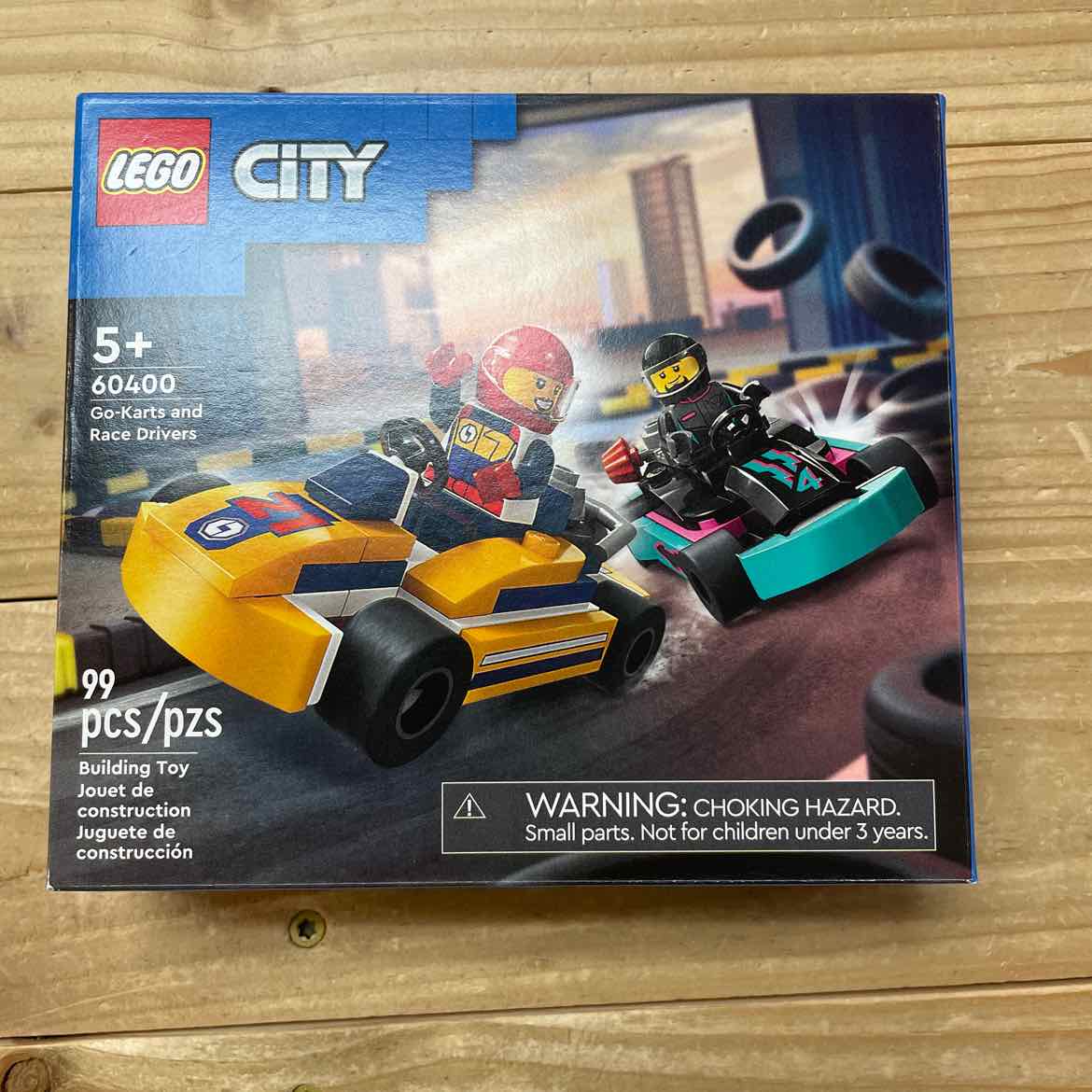 NEW! LEGO CITY GO CARTS & RACE DRIVERS 60400