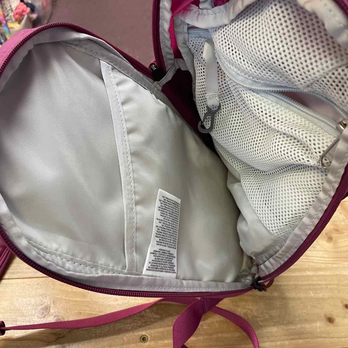 THE NORTH FACE BOREALIS SLING BAG