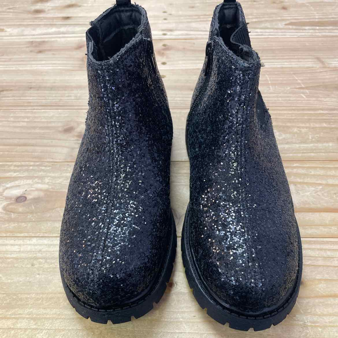 CARTERS BLACK BOOTS 2