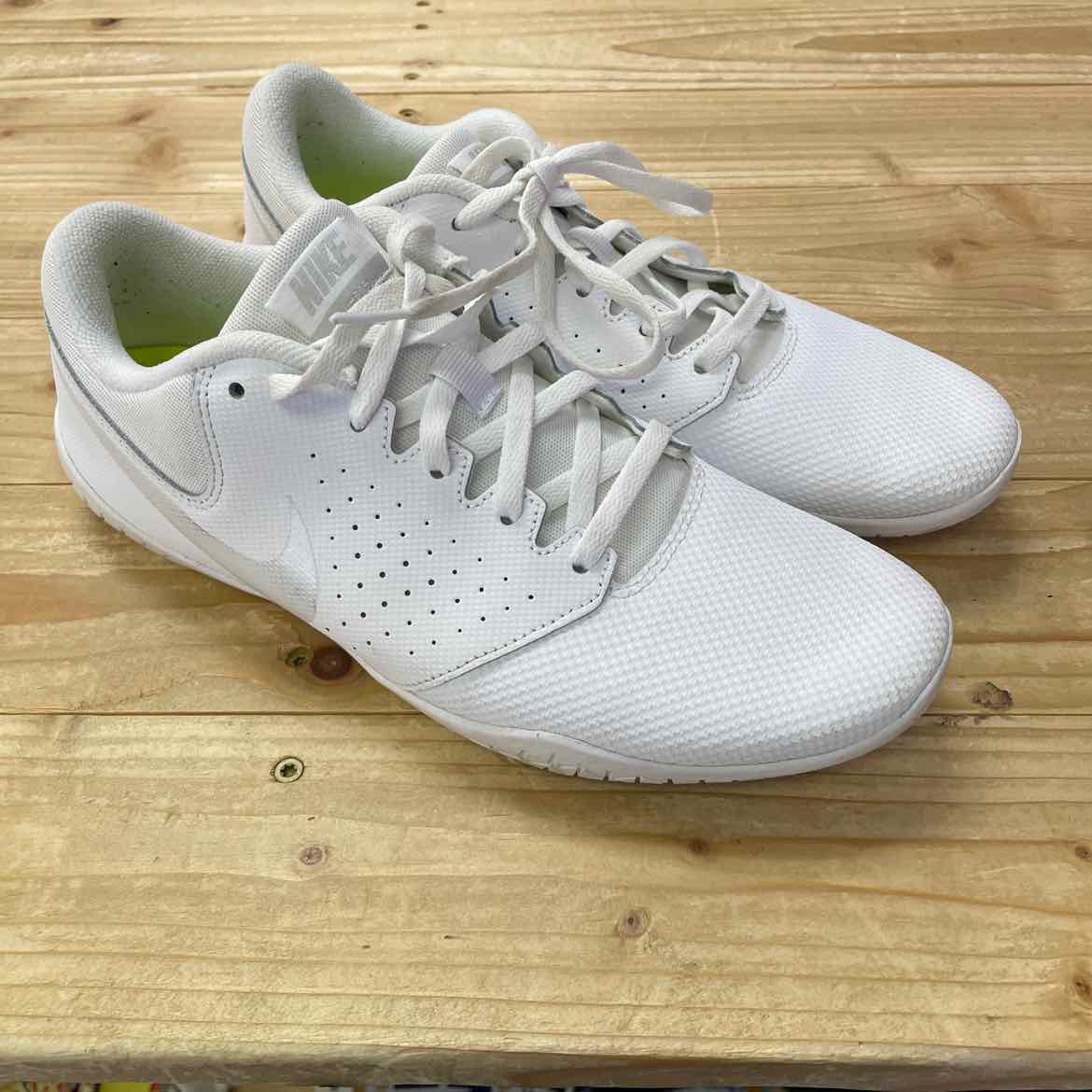 Nike 8 Shoes/Boots