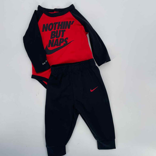 NIKE NAPS OUTFIT 6-12 MOS