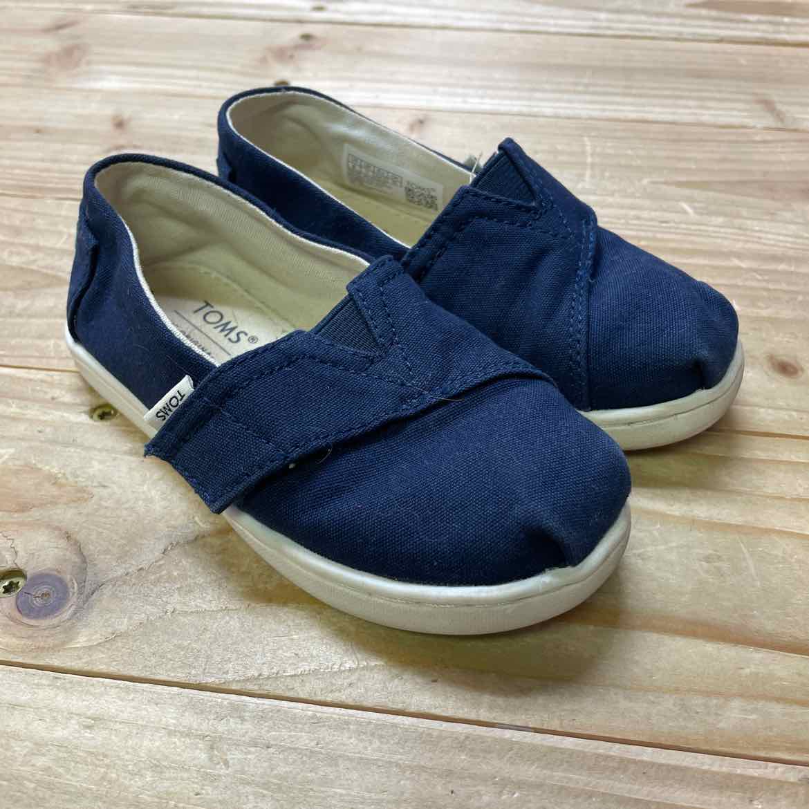 TOMS SHOES 8