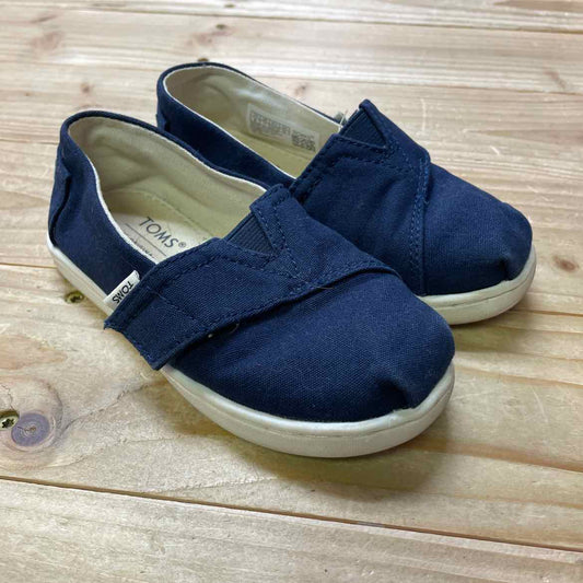 TOMS SHOES 8