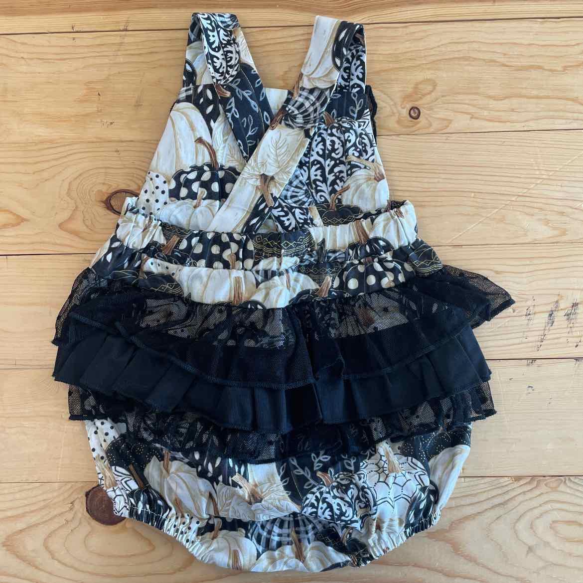 RIC RAC RUFFLES BLACK PUMPKIN BUBBLE 12 MOS