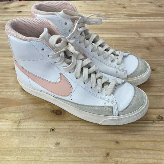 NIKE BLAZERS MID SHOES 5Y